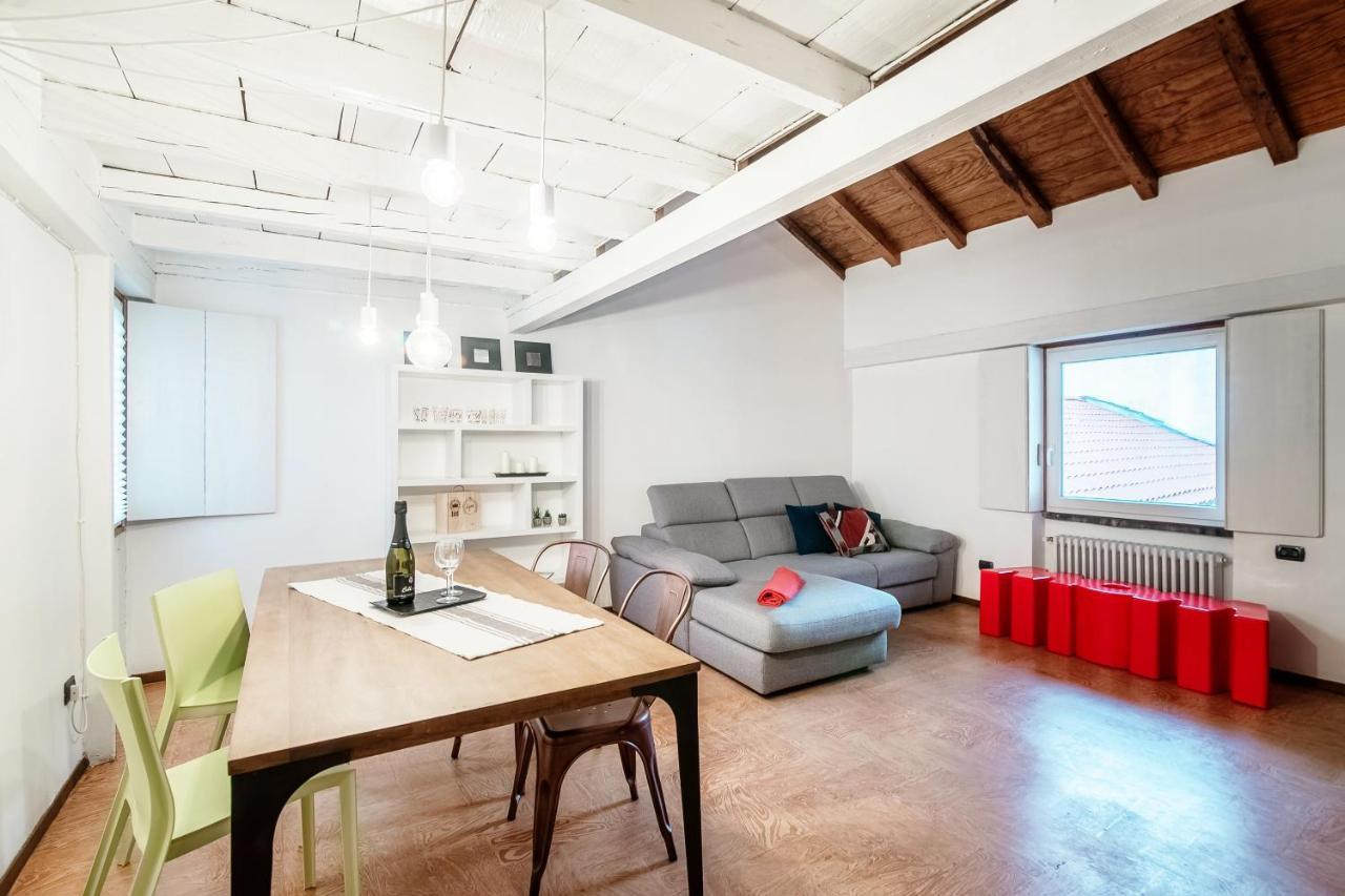 Suite Fontana - By Myhomeincomo Bagian luar foto